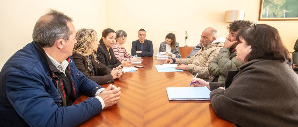  Villaverde destaca a achega de máis de 521.000 € para o desenvolvemento da actividade na confraría de Cedeira no 2025 