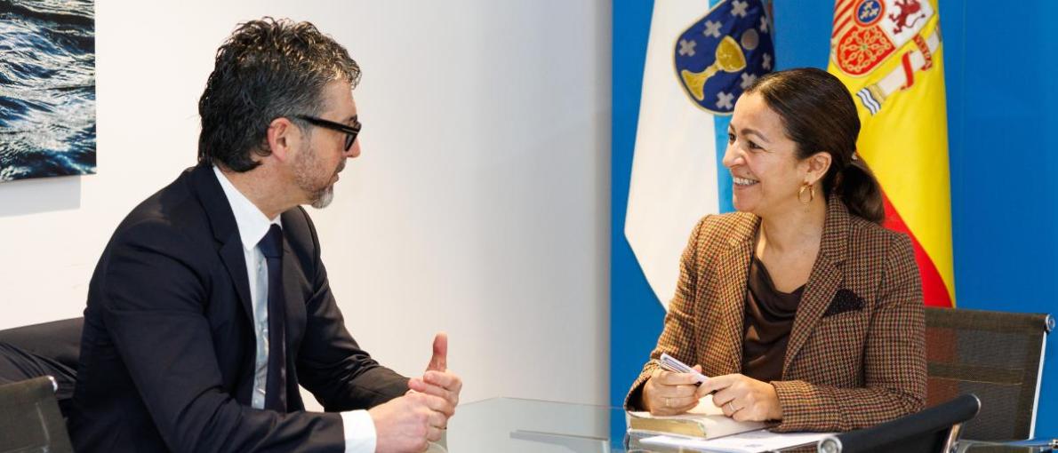  Villaverde analiza co alcalde de Porto do Son o apoio económico de mar para o impulso do sector pesqueiro 
