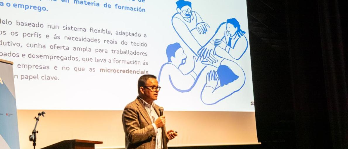 A Xunta defende unha formación flexible e adaptada ao tecido produtivo para promover a remuda xeracional en sectores como o marítimo-pesqueiro