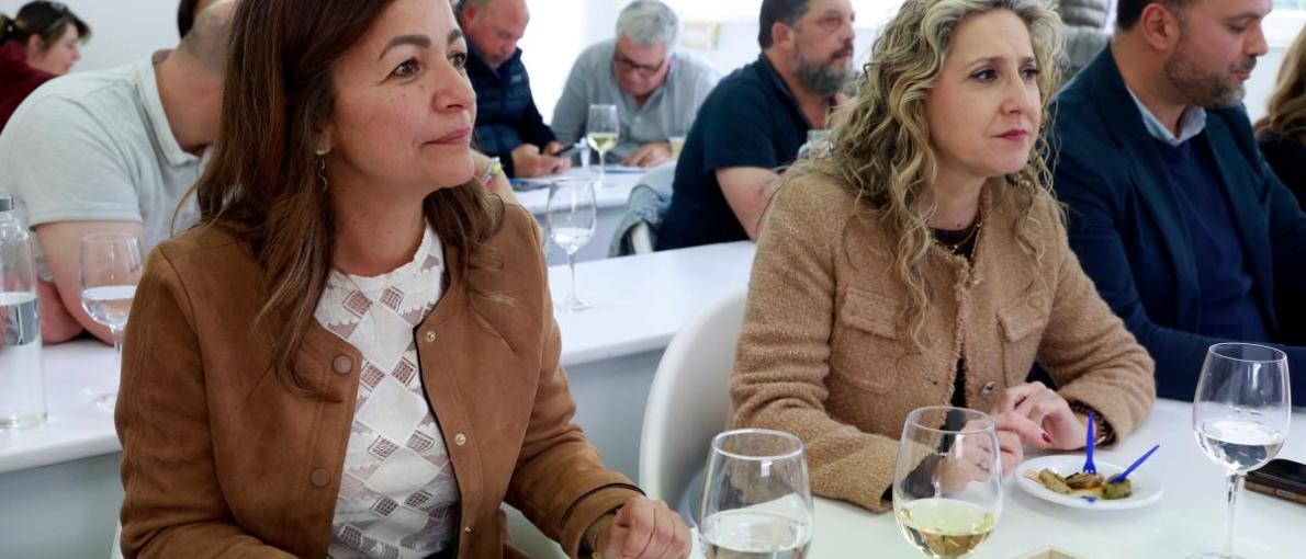 A Xunta apoia a valorización da ostra rizada mediante o proxecto 'Ostras do Ártabro' para impulsar a economía local