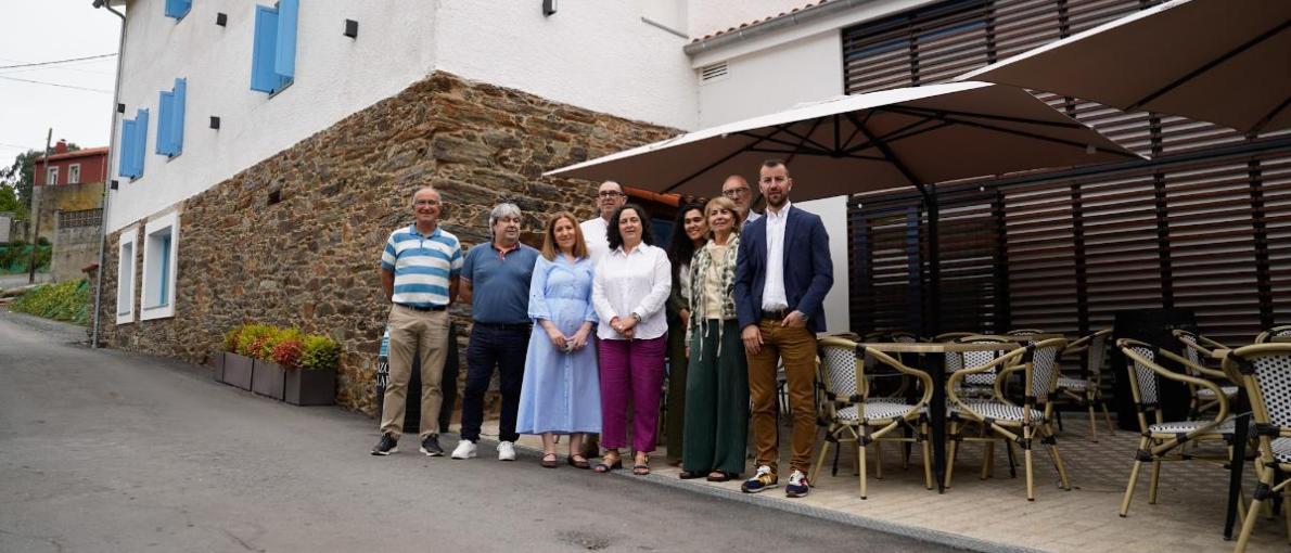 Belén do Campo visita en Paderne a rehabilitación de dúas edificacións tradicionais para a creación dunha pousada e dun restaurante grazas a un apoio do GALP de 200.000 €