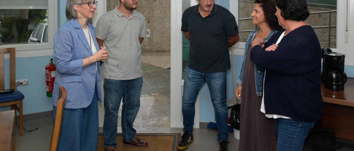 A Xunta salienta o traballo das mariscadoras do Anllóns na recuperación dos bancos afectados polos temporais