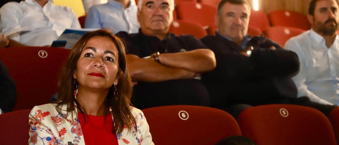 Villaverde expón ante o sector que Galicia lle marcou o rumbo ao Goberno na defensa dun fondo específico e suficiente para a pesca 