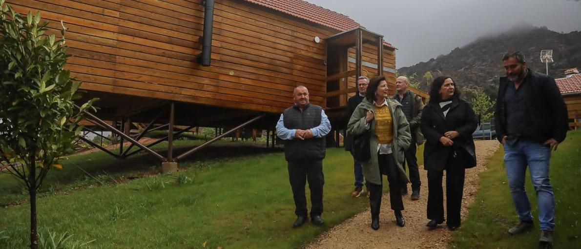  Belén do Campo destaca o investimento da Xunta de preto de 374.000 €, a través do Galp Costa Sostible, para a posta en marcha de apartamentos turísticos e un restaurante en Carnota e Dumbría 