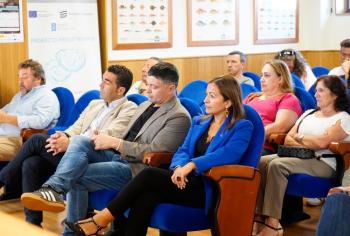 A Xunta promove unha Aula do Mar na Confraría de Arcade, destinada a impulsar e dar visibilidade á actividade pesqueira da zona