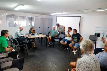 Villaverde destaca o labor da miticultura como motor económico das vilas costeiras